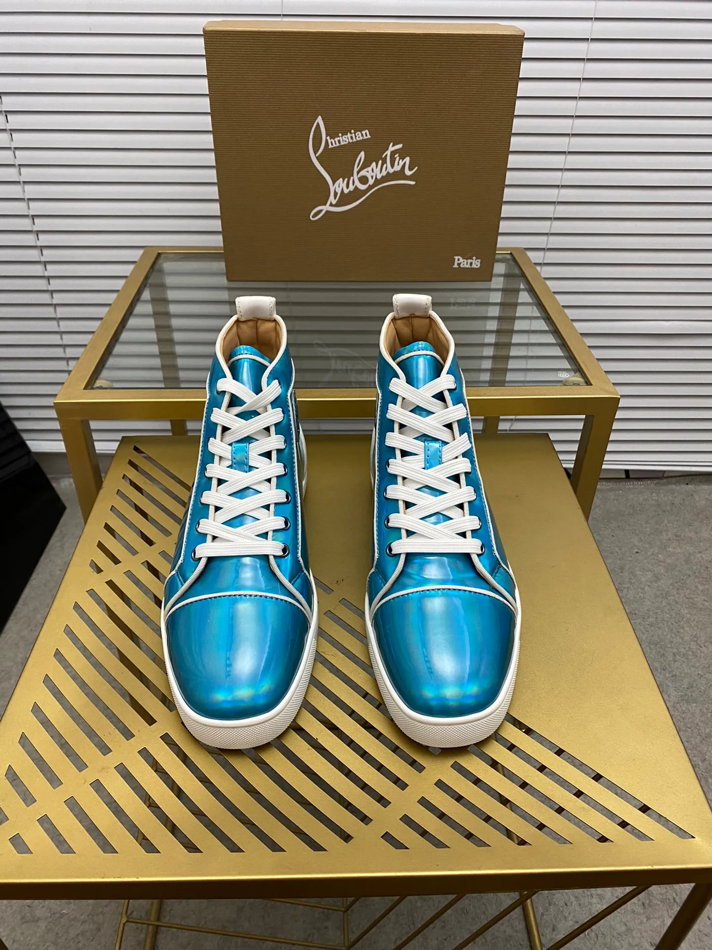(Customized model) Ex-factory price is 560. christian louboutin (CL red sole shoes) counter series, casual sneakers for couples 📢 📢 📢 Exclusive hot style release 🎈🎈💪 Movable latex feet 👻 Finished outsole line [Proud] 😝Female 35-40# Male 38#-46, global supply😝 [Top version]: Original imported genuine leather upper, top original leather lining, original molded TPU outsole, original 1:1 detail processing, original shoe last,